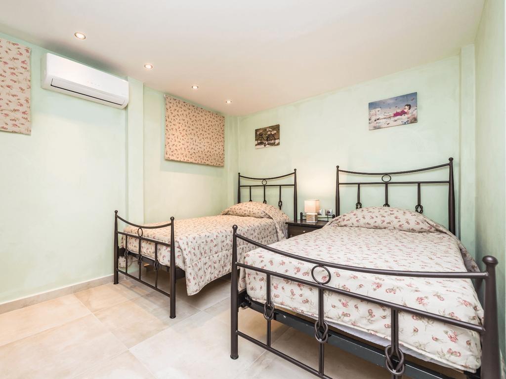Villa Callisto- Elegant Restored Villa With Pool Yírion 외부 사진